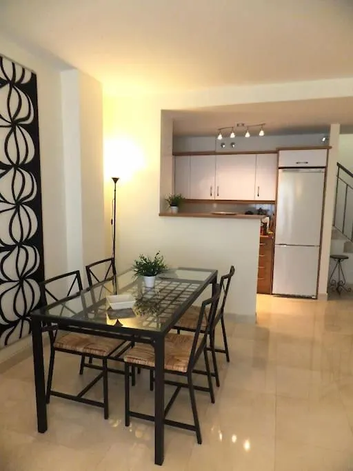 Luminoso Atico Cerca De La Playa Con Piscina Y Garaje Apartment Nerja