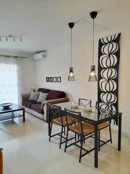 Luminoso Atico Cerca De La Playa Con Piscina Y Garaje Apartment Nerja